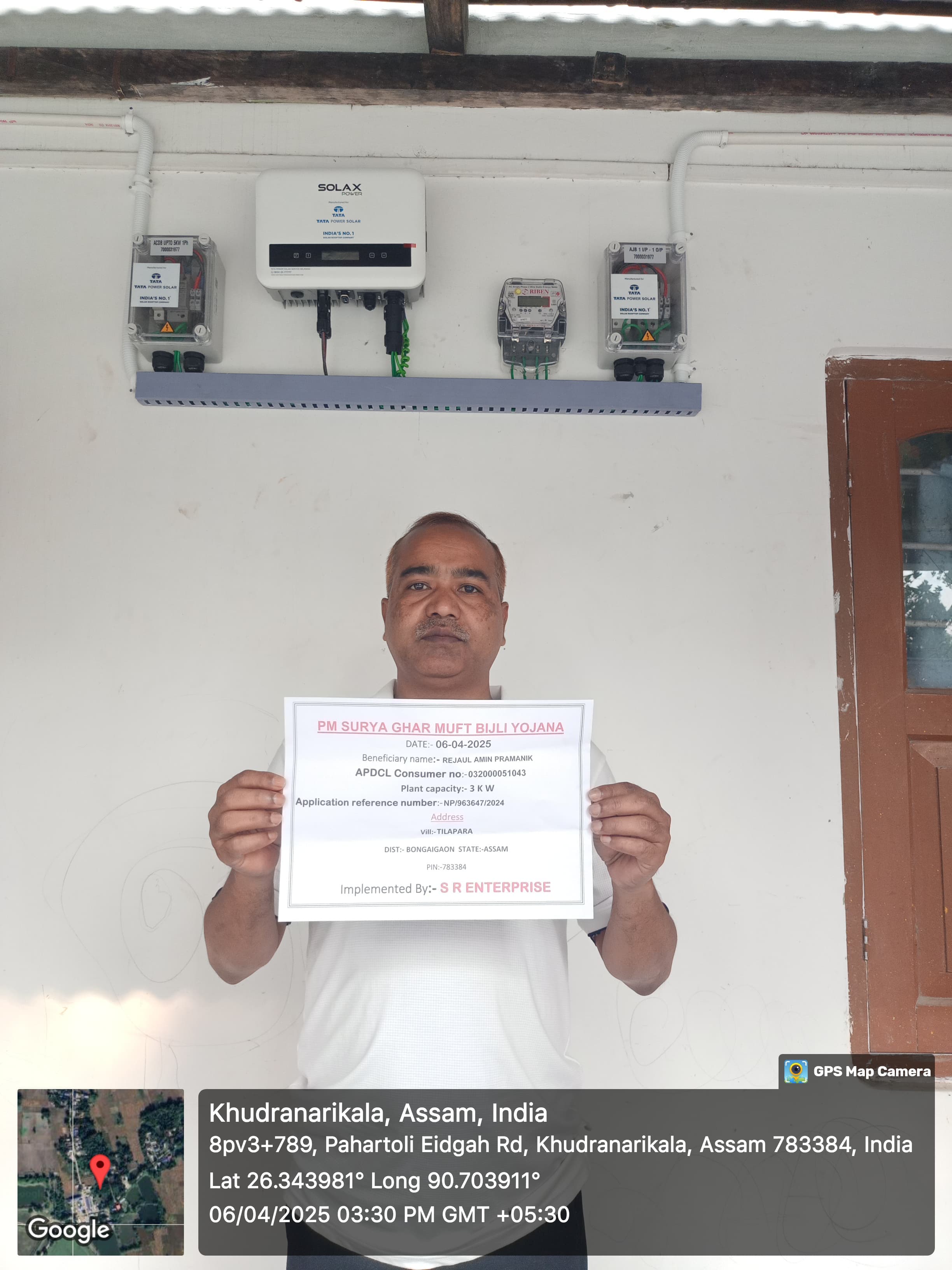 Rejaul Amin Pramanik with installed solar system